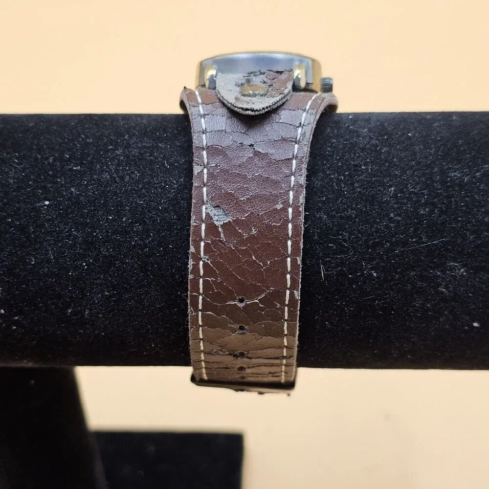 Vintage Bongo Silver Dial Ladies Quartz Cuff Watch New Battery Runs Great